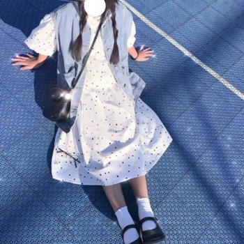 18张高清学院风QQ女生头像 青春感拉满