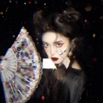 女生暗黑系真人酷头像合集（17张）