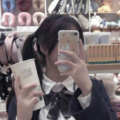 25款女生霸气遮脸头像 用手机挡脸超有范儿