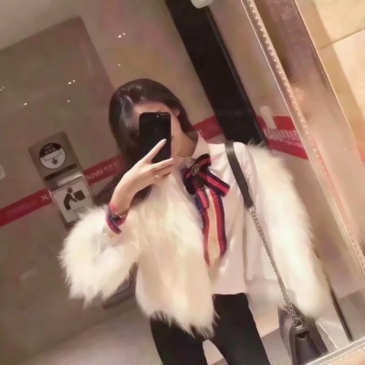 23张高清韩国女生微信头像 好看又百搭