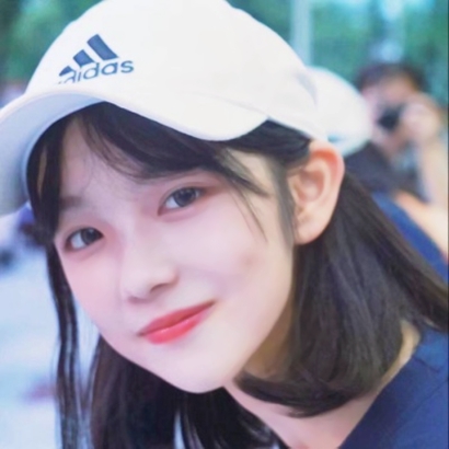 18张高清甜美可爱女生网图头像 直接保存就能用