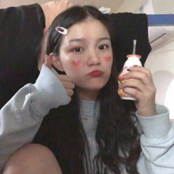 22张超清呆萌可爱女生头像合集 软萌感拉满