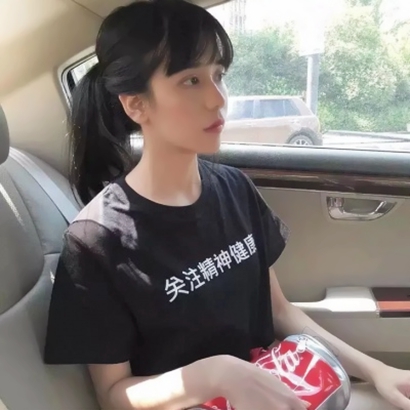16组高冷风闺蜜头像一对两张 高清时尚款分享