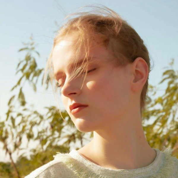 36张高清气质款欧美女生微信头像 好看又有格调