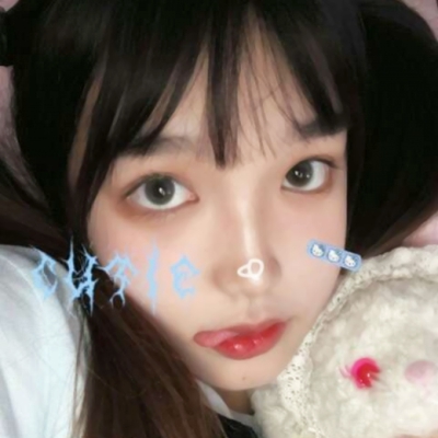 14张真人仙气短发女生头像，短发照样氛围感拉满