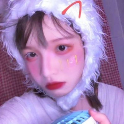 20张高清小清新潮流女生头像 好看又百搭