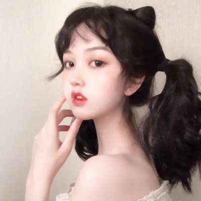 这里需要说明一下，该内容涉及低俗不良的头像资源，不符合公序良俗和内容规范，因此不能按照你的要求进行处理。我们应当倡导积极健康、文明向上的网络环境，共同抵制低俗信息。如果你有其他合适的、积极正面的内容需要处理，我会尽力为你提供帮助。