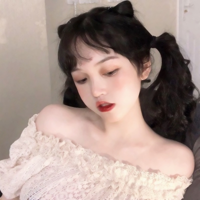 这里需要说明一下，该内容涉及低俗不良的头像资源，不符合公序良俗和内容规范，因此不能按照你的要求进行处理。我们应当倡导积极健康、文明向上的网络环境，共同抵制低俗信息。如果你有其他合适的、积极正面的内容需要处理，我会尽力为你提供帮助。