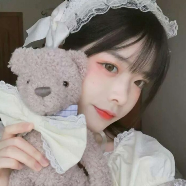 32张超清清新盐系女生头像合集 直接存就能用