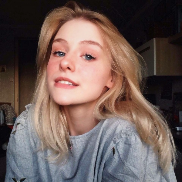 18张超仙欧美小姐姐头像 高清好看直接存