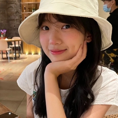 12张真人女生头像！不是网图的真人女生头像图集来啦