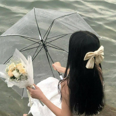 15张治愈感拉满的捧花女孩清新头像｜女生头像合集