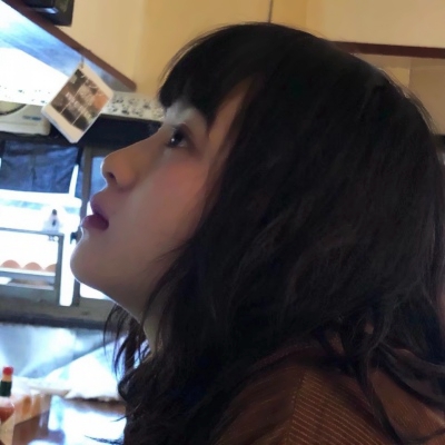 18张高清清新感女生侧脸头像 气质氛围感拉满