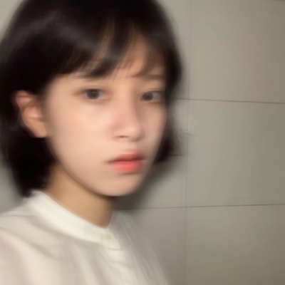 24张高清好看的真人模糊女头 个性氛围感拉满