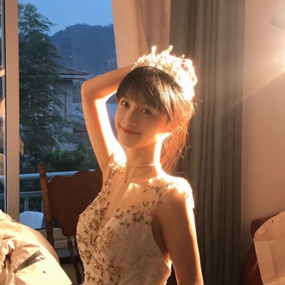女生微信头像霸气时尚超拽真人合集（12张）