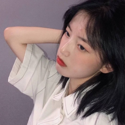 19张真实可爱不做作的女生露脸头像图来了