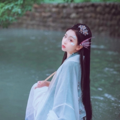 12张高清古风真人女子头像 美得让人移不开眼