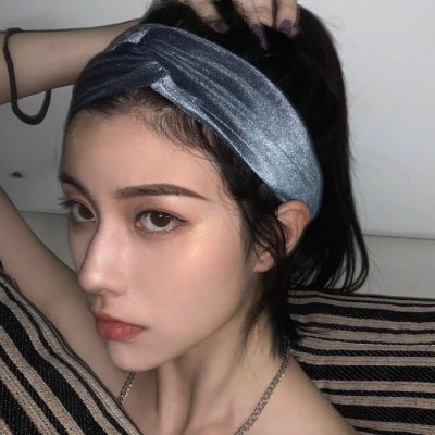 14张质感拉满的高清真人女生头像 快来收藏