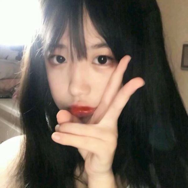 36款时尚大气的潮流女生微信头像 优雅又有格调