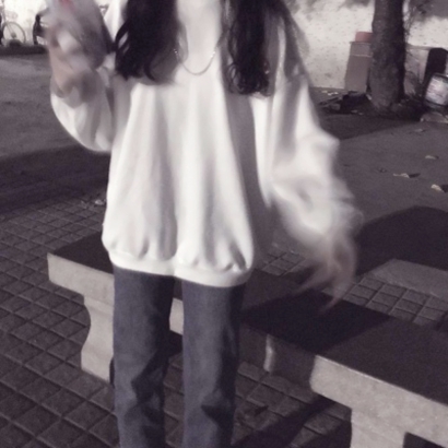 QQ女生部位可爱头像合集 14张高清好看的可爱女头分享