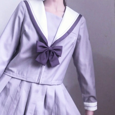 不露脸的JK真人半身头像 8张高清好看的部位女头分享