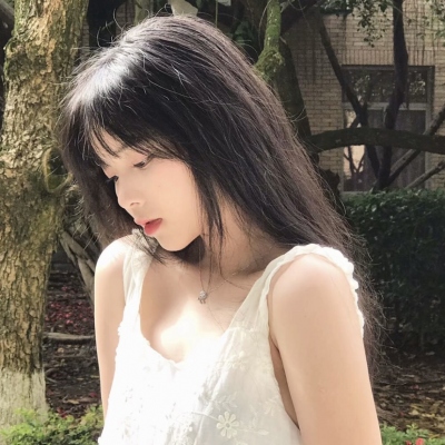 款清纯气质女生唯美头像 共10张