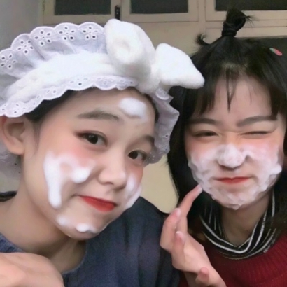 一对两张真人闺蜜头像！24张高清新潮款直接存