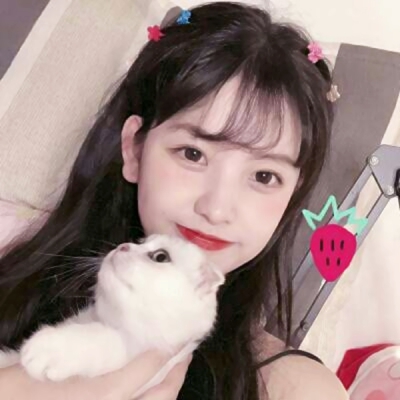 女生抱猫咪QQ头像合集！10张高清好看的真人头像图
