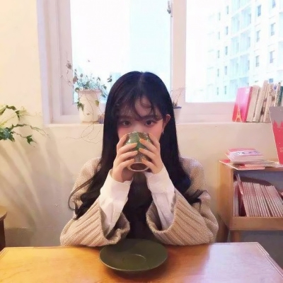 18张高清真人女生微信头像 质感拉满直接用