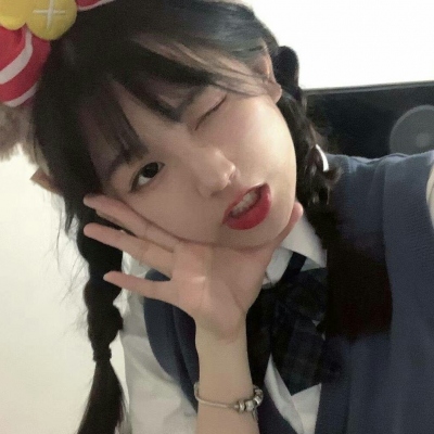 高清女生优质头像合集 共12张