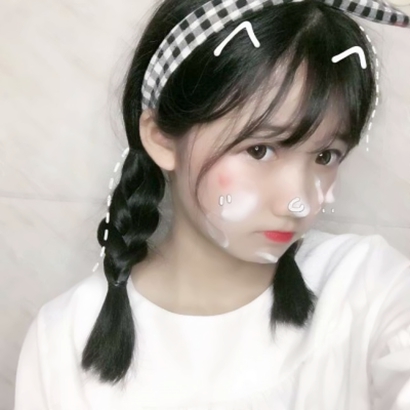 9张同一女生真实头像合集