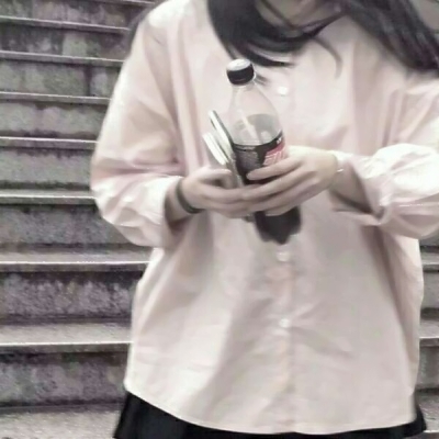 13张可爱女生真人部位高清头像