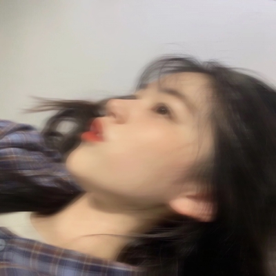 24张高清好看的真人模糊女头 个性氛围感拉满