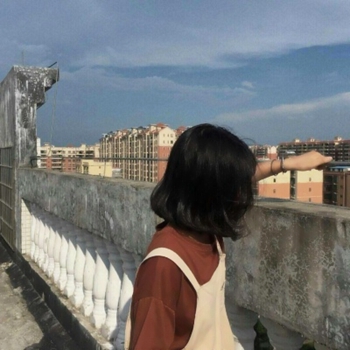 18张高清学院风QQ女生头像 青春感拉满