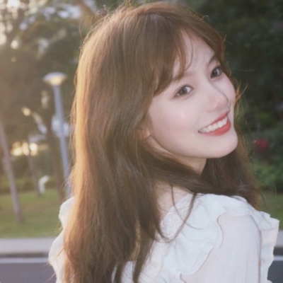 最新女生QQ头像来啦！10张潮流真人高清图直接存