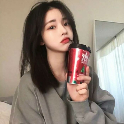 25张高清女生丧系网图头像 氛围感拉满的emo女头合集