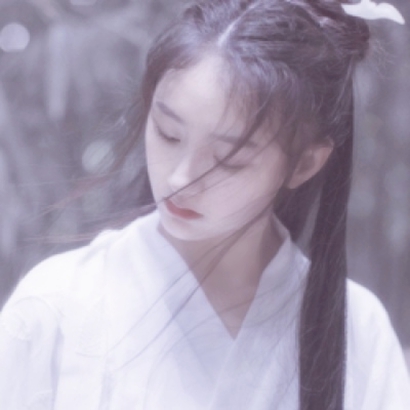 24张清冷伤感古风女头 氛围感拉满的淡雅QQ头像合集