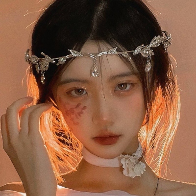 微信超火的女生高清头像合集（共17张）