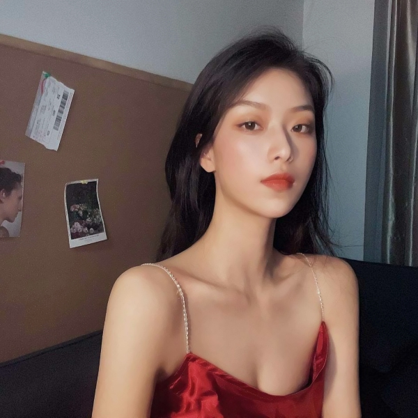 30张高清气质款微信头像 优雅有品位的女生头像合集