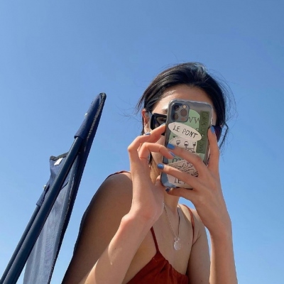 超火的女生挡脸高清头像 一共9张漂亮网图