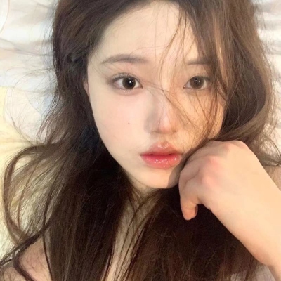 8张当下超火的女生微信头像，好看又百搭