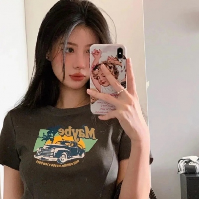 15张欧美风酷飒女生真人网图头像