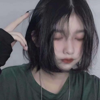 女生微信正脸头像合集！31张高清个性正脸照直接用