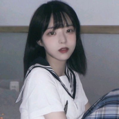 30张高清小清新短发女生头像 氛围感拉满的日常头像合集