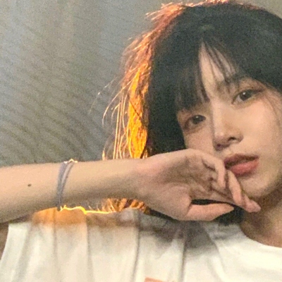 20张同款女生真人头像合集 可以直接用的女生头像