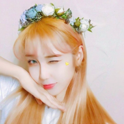 18张高清甜美可爱女生网图头像 直接保存就能用