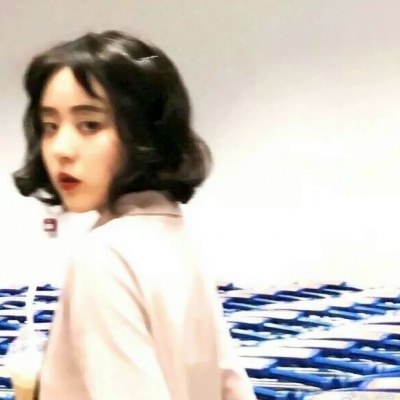 23张自带气质感的原宿港风女生QQ头像合集