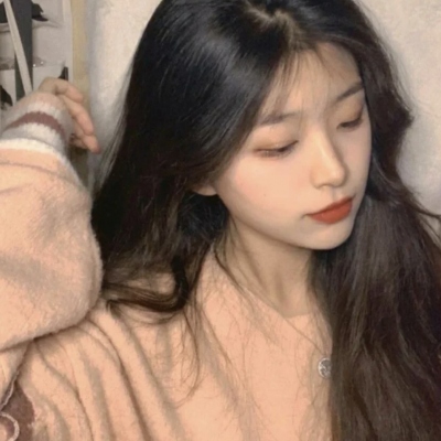 微信超火的女生高清头像合集（共17张）