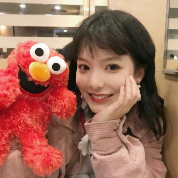 12张超好看个性女生头像 高清质感拉满