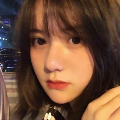 23张高清女生真人头像图片合集